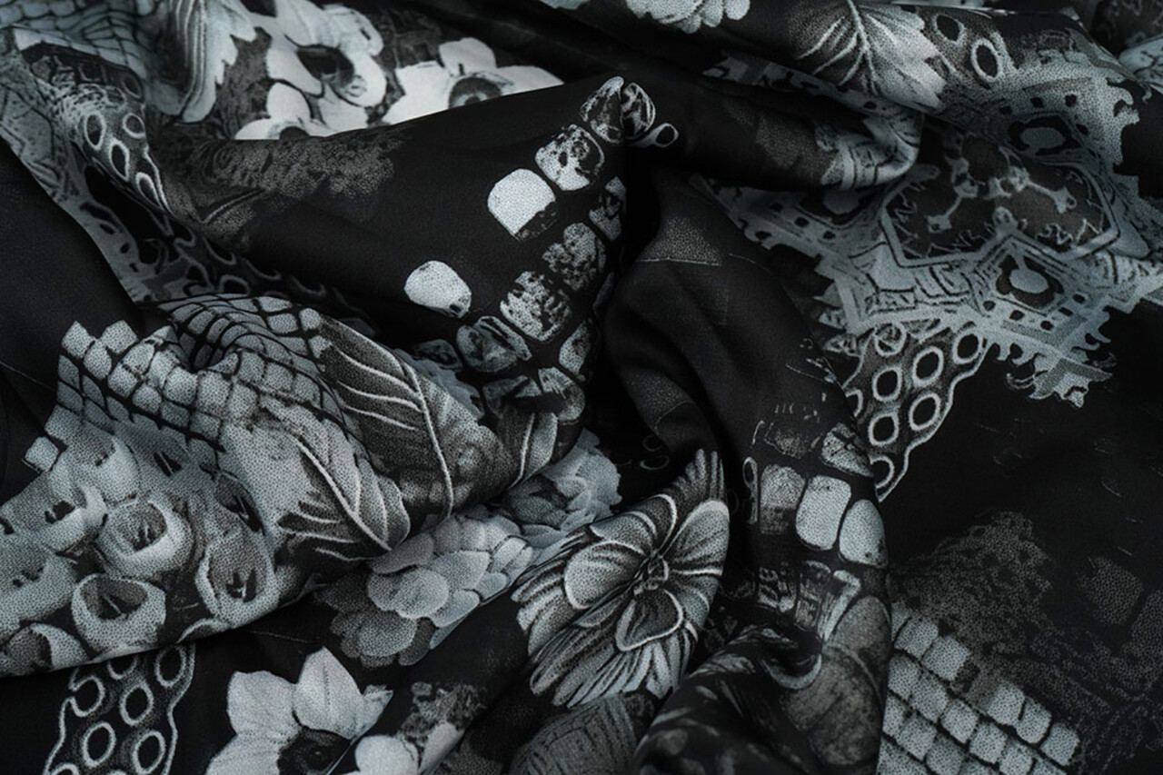 Stretch Satin Printed Flowers Satu Stretch Satin Printed Flowers Satu