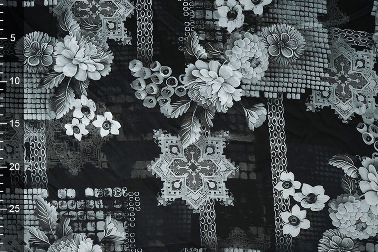 Stretch Satin Printed Flowers Satu Stretch Satin Printed Flowers Satu