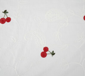 Katoen Geborduurd Kers Regina Creme Katoen Geborduurd Kers Regina Creme