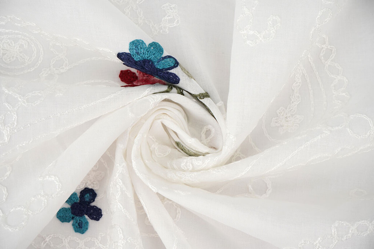 Cotton Embroidered Soie Creme