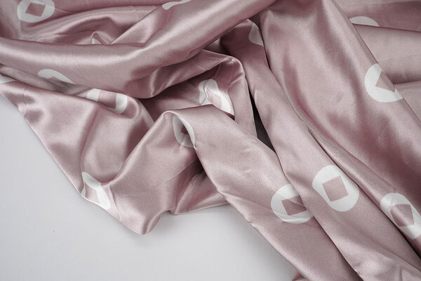 Stretch Satin Imprimé Pauline Rose Poudré Stretch Satin Imprimé Pauline Rose Poudré