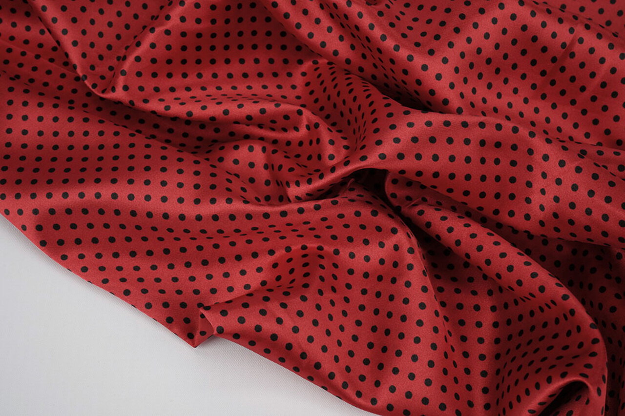 Stretch Raso Stampato Pois Rosso Nero Stretch Raso Stampato Pois Rosso Nero