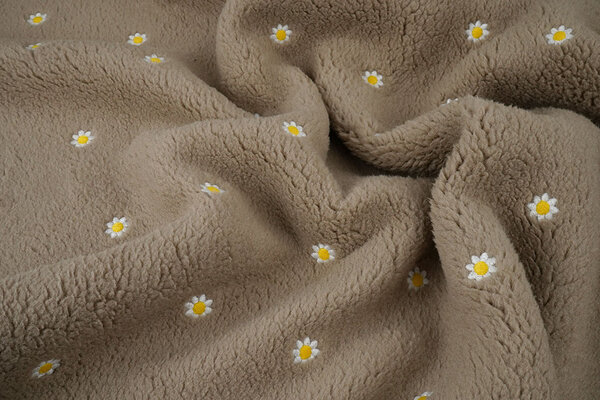 Oeko-Tex® Teddystoff Bestickt Blumen Camilla Taupe Oeko-Tex® Teddystoff Bestickt Blumen Camilla Taupe