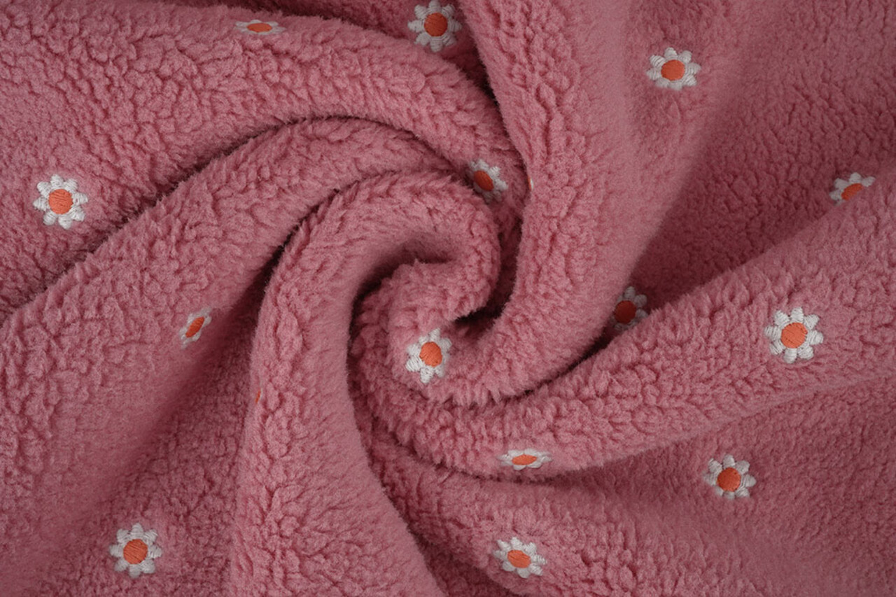 Oeko-Tex® Teddy Stof Geborduurd Bloemen Camilla Roze Oeko-Tex® Teddy Stof Geborduurd Bloemen Camilla Roze