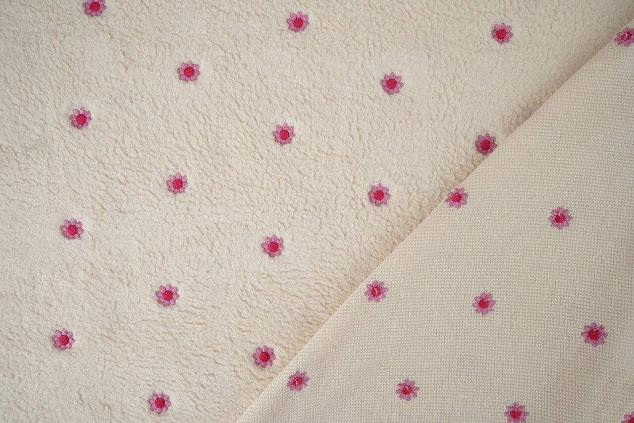 Oeko-Tex® Teddy Stof Geborduurd Bloemen Camilla Creme Oeko-Tex® Teddy Stof Geborduurd Bloemen Camilla Creme