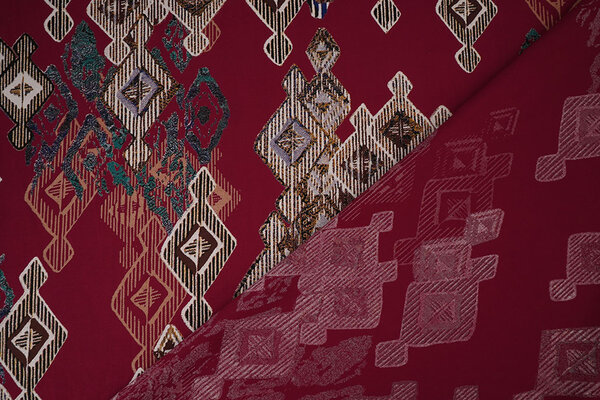 100% Viskose Leonora Bordeaux 100% Viskose Leonora Bordeaux