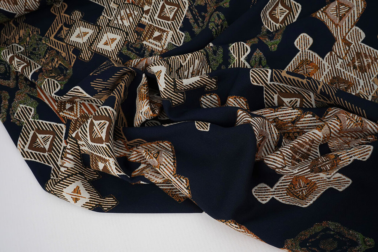 100% Viscose Leonora Dark Navy Blue 100% Viscose Leonora Dark Navy Blue