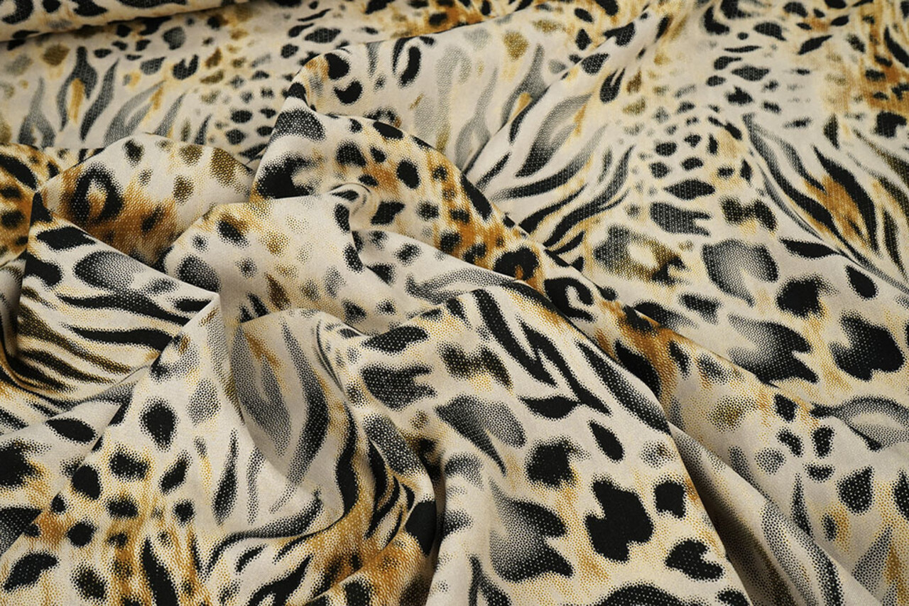 100% Viscose Mathilde Beige 100% Viscose Mathilde Beige