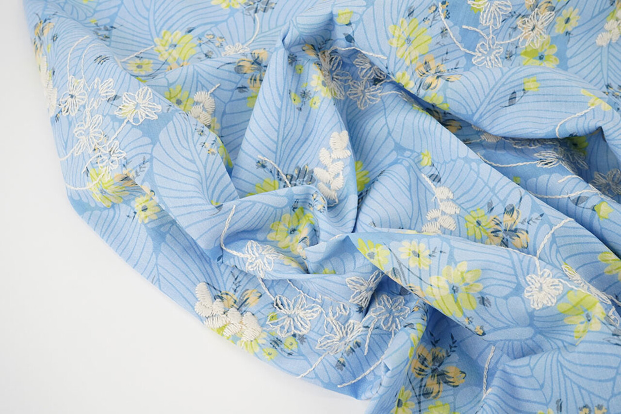 Algodón Bordado Flores Nola Azul Denim