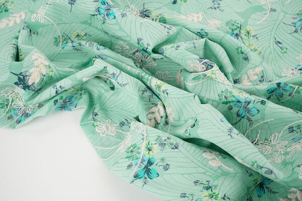 Cotone Ricamato Fiori Nola Verde Menta Cotone Ricamato Fiori Nola Verde Menta