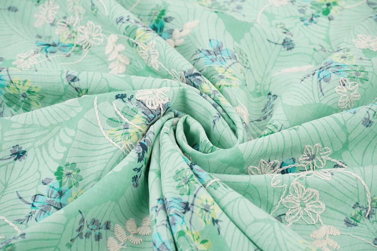 Coton Brodé Fleurs Nola Vert Menthe