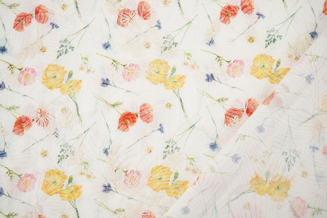 Embroidered Cotton Flowers Ruth Creme