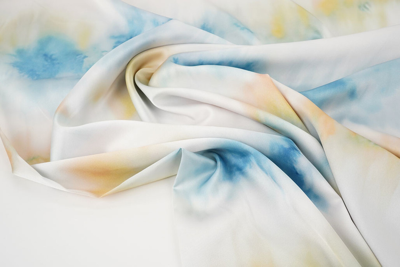 Silky Satin Beate Silky Satin Beate