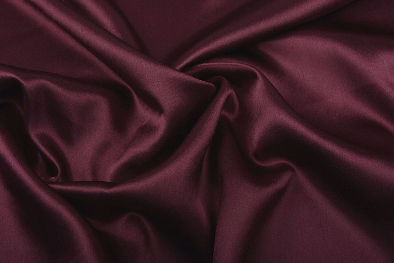 Crêpe Satin Bordeaux