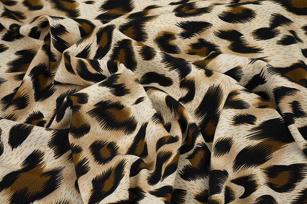 Feiner Crêpe Panther Swipes 2