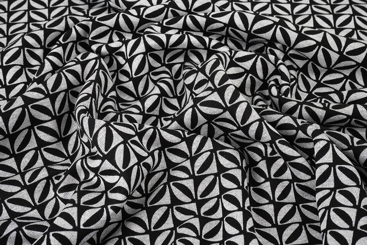 Viscose Punta Di Roma Geo Print 2 Viscose Punta Di Roma Geo Print 2
