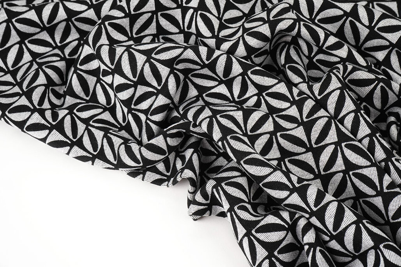 Viscose Punta Di Roma Geo Print 2 Viscose Punta Di Roma Geo Print 2