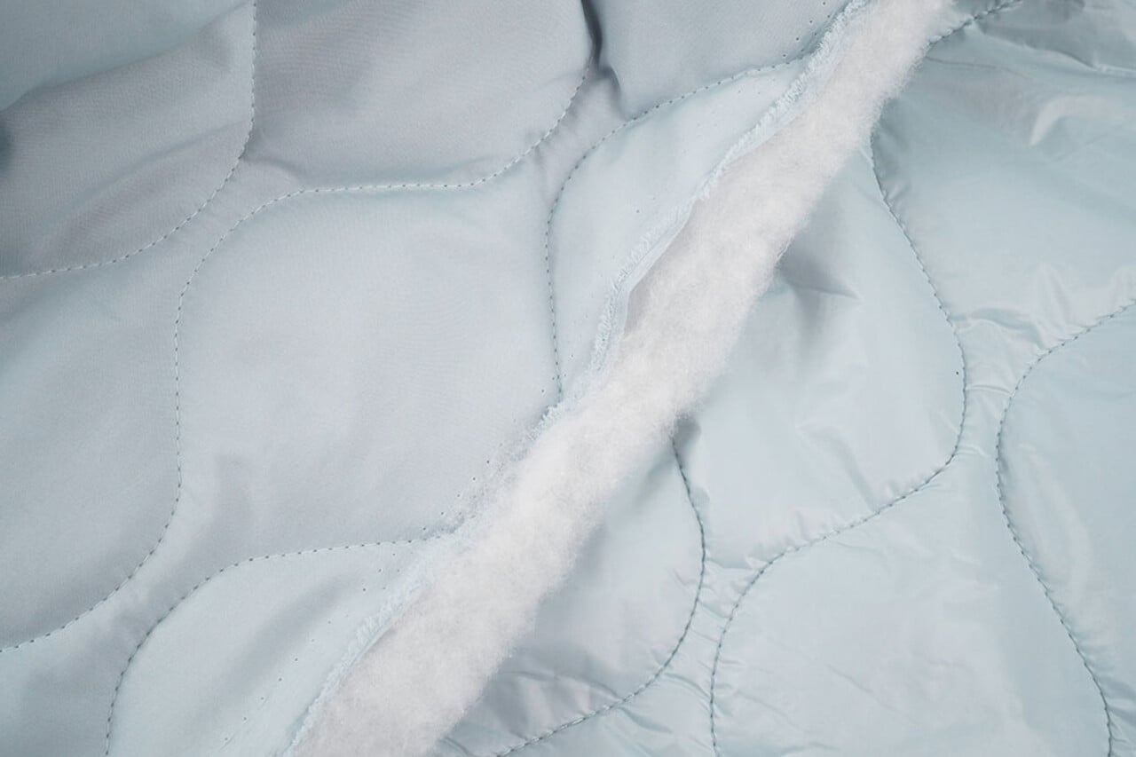 Dubbelzijdig Gewatteerde Stof Licht Grijs Jeans Dubbelzijdig Gewatteerde Stof Licht Grijs Jeans