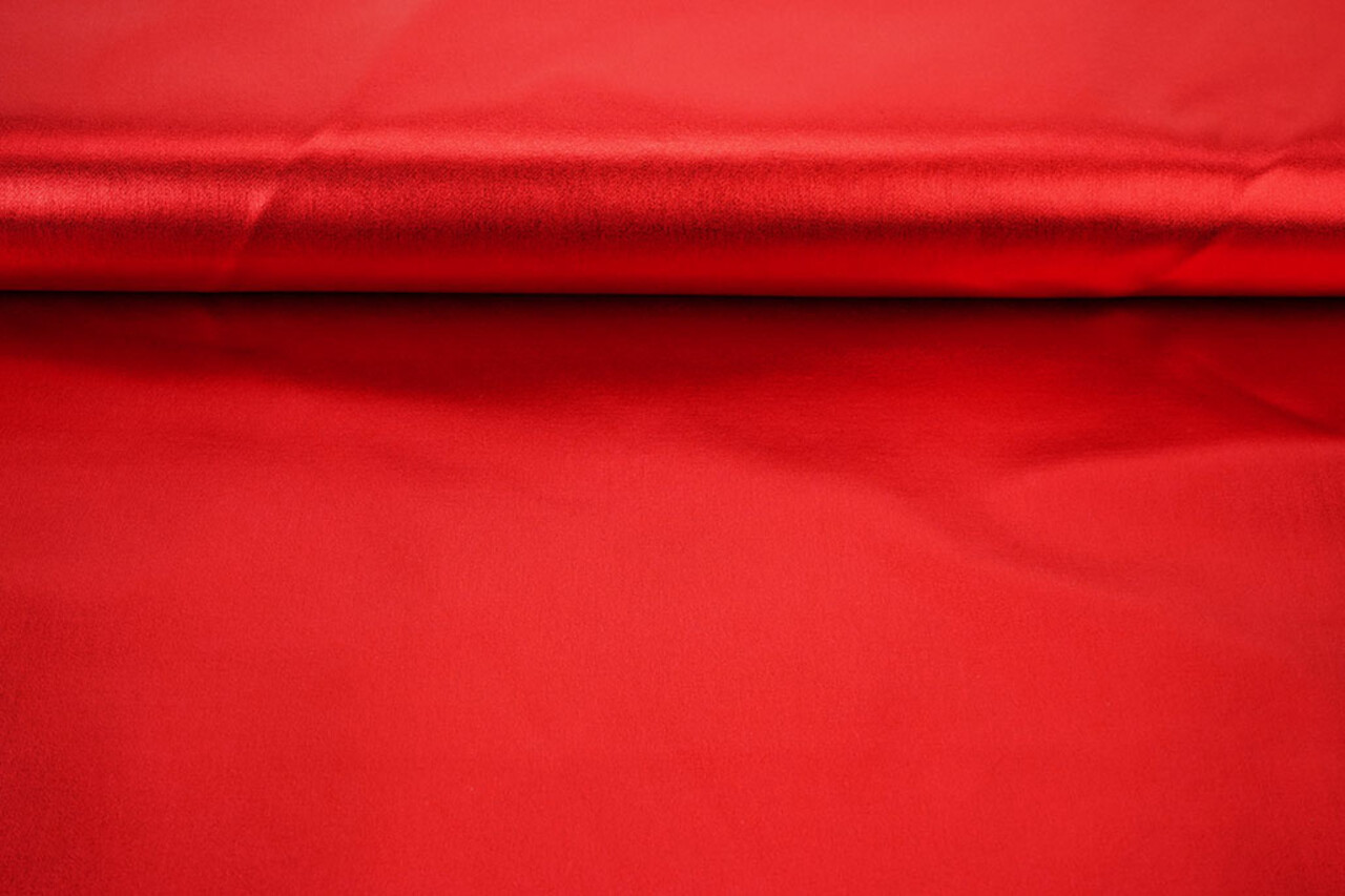 Heavy Lamé Red
