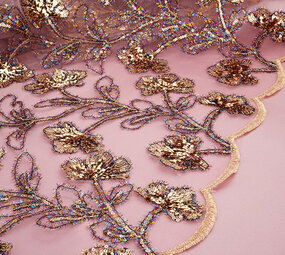 Mesh Geborduurd Pailletten Maharani Roze Mesh Geborduurd Pailletten Maharani Roze