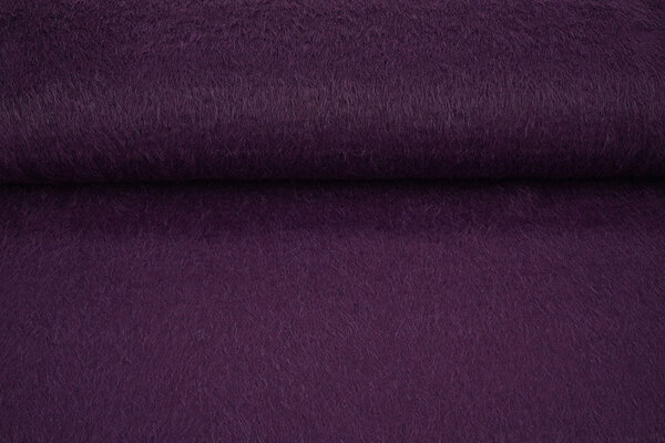 Flauschiger Alpaka Aubergine Flauschiger Alpaka Aubergine