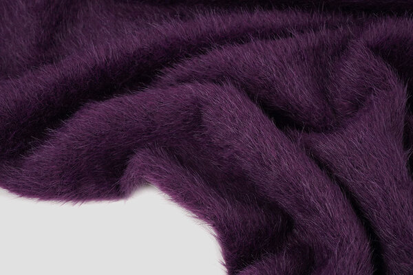 Flauschiger Alpaka Aubergine Flauschiger Alpaka Aubergine