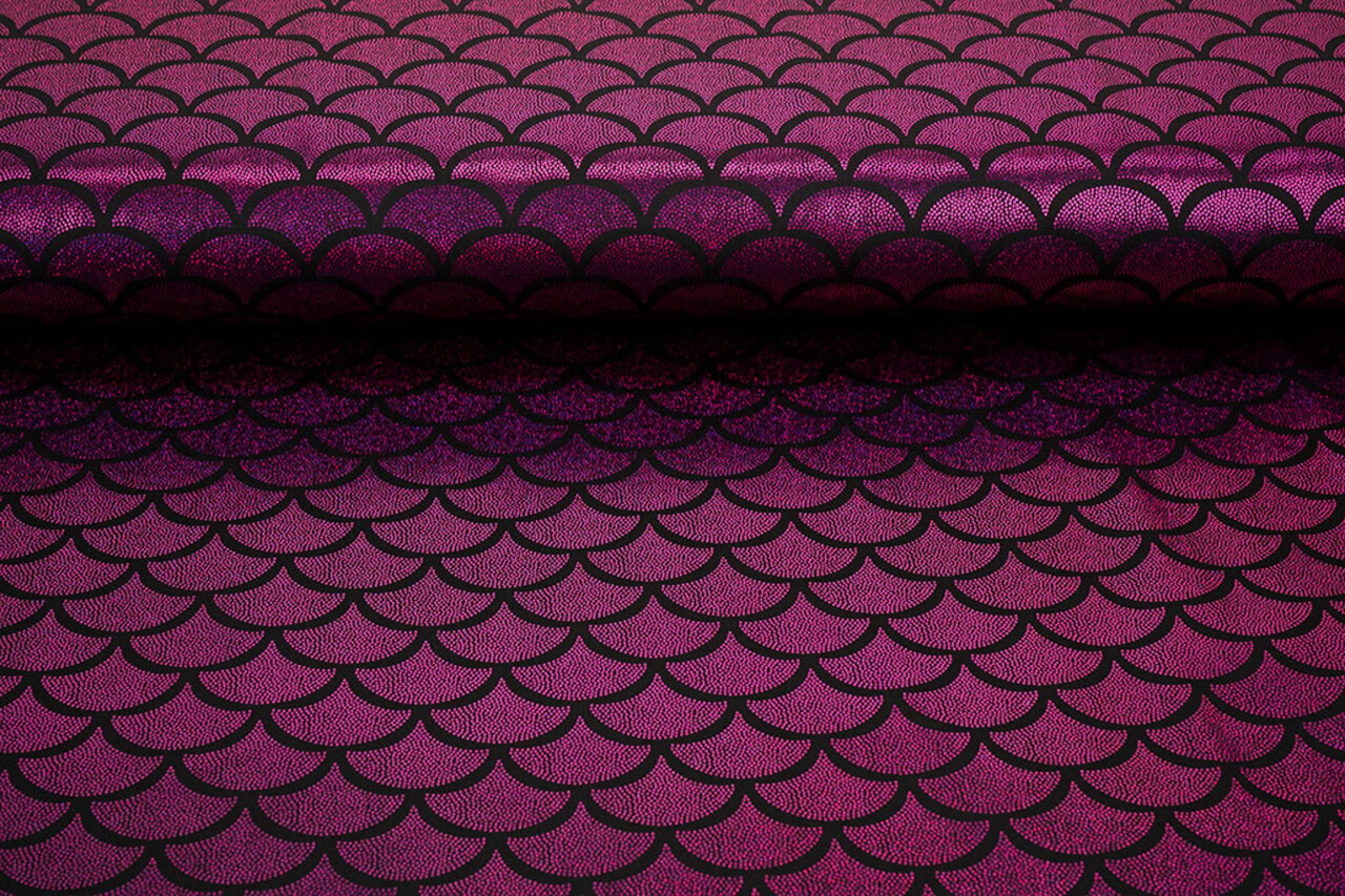 Folienjersey Mermaid Fantasy Alpenveilchen auf Schwarz Folienjersey Mermaid Fantasy Alpenveilchen auf Schwarz