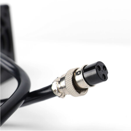 Rhino Rhino Acculader voor outdoorbox 12V 15AH