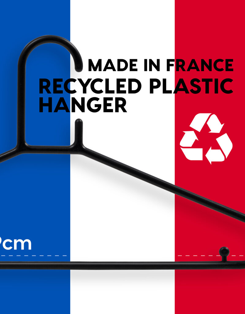 IRIS Plastic Hangers, Set van 30 kledinghangers, Zwart, BPA-vrij, Kasten, Dikke, Resistent, CHM-39