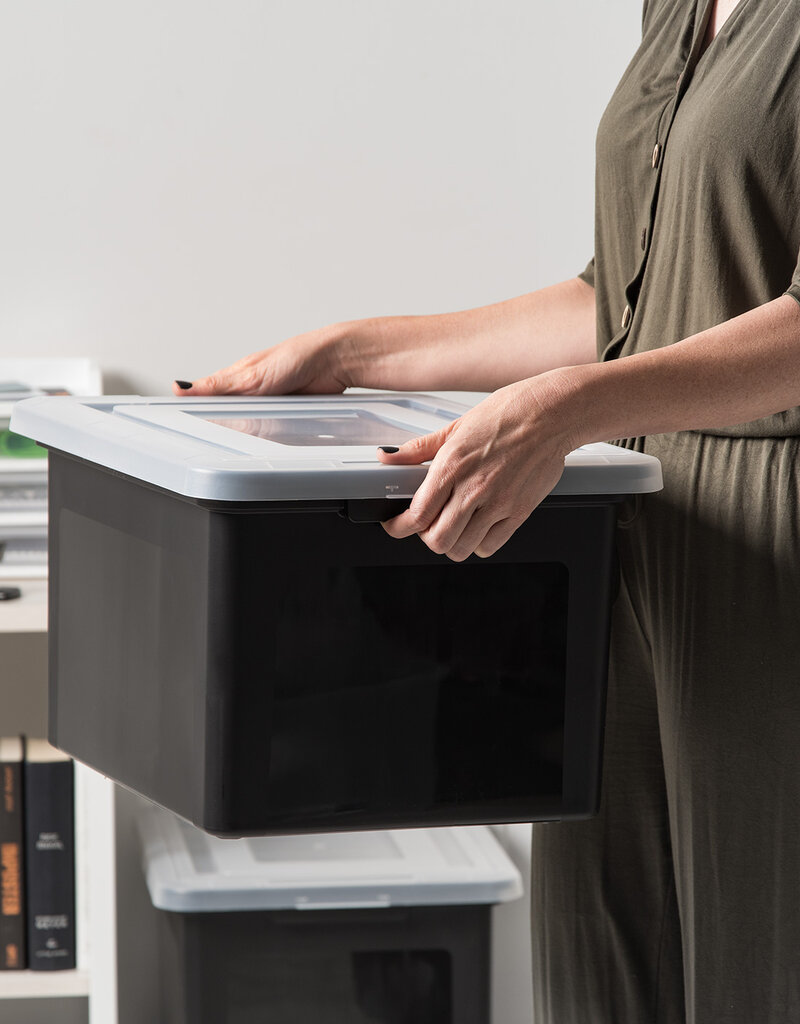 IRIS Plastic Opbergdozen met deksel, 45L, Set van 4, Zwart, Stapelbaar, FB-21E