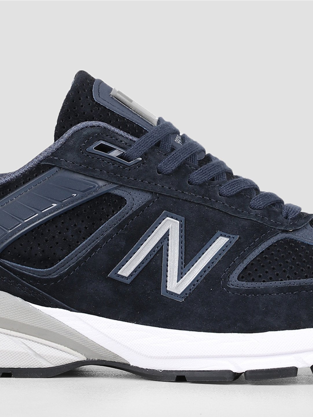 nb m990