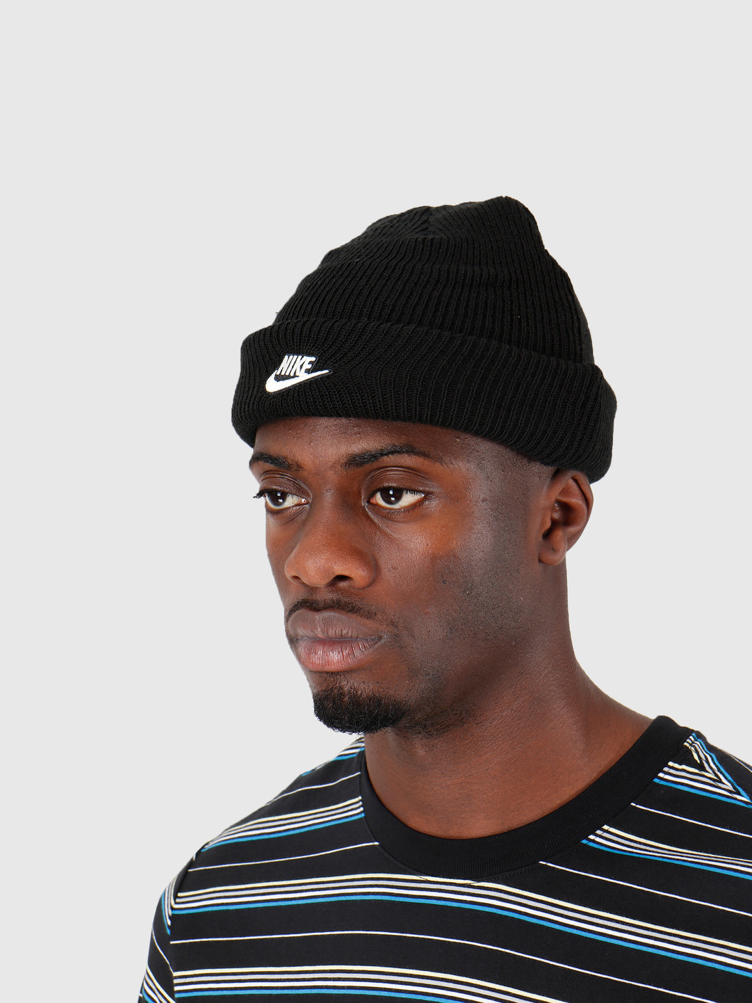 nike sportswear beanie