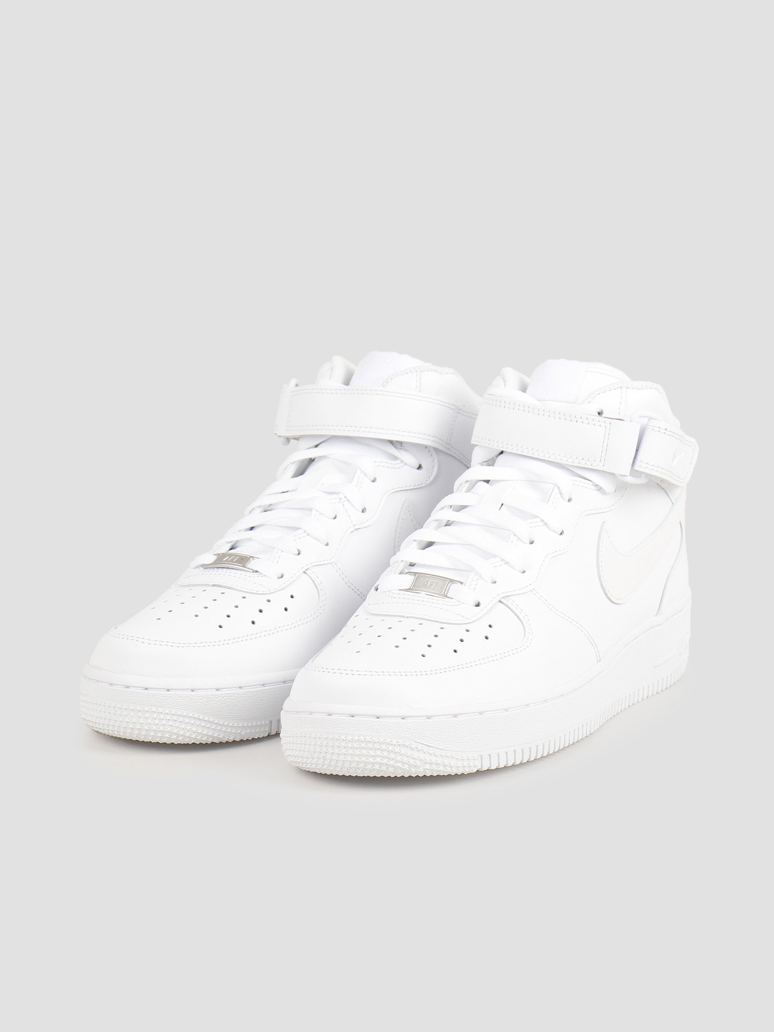 nike air force 1 mid white