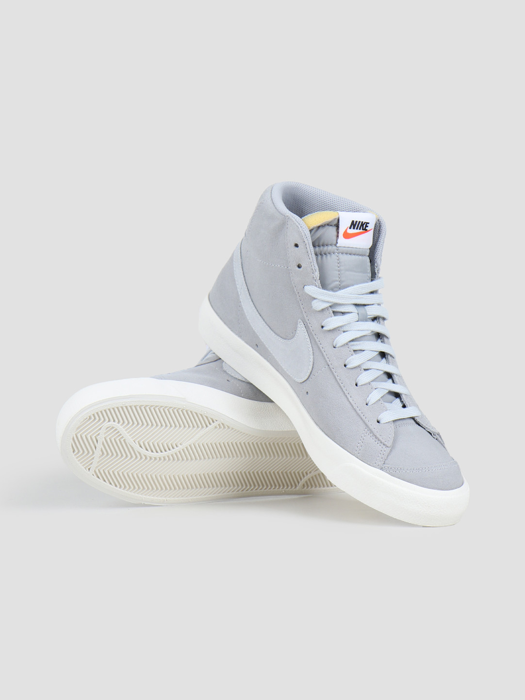 nike blazer mid suede grey
