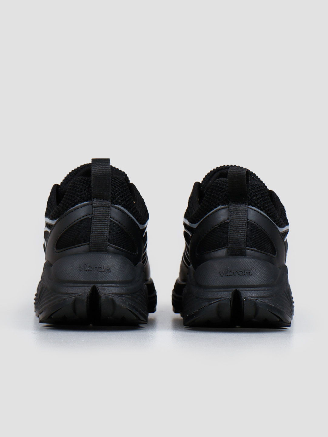 hi tec sneakers black