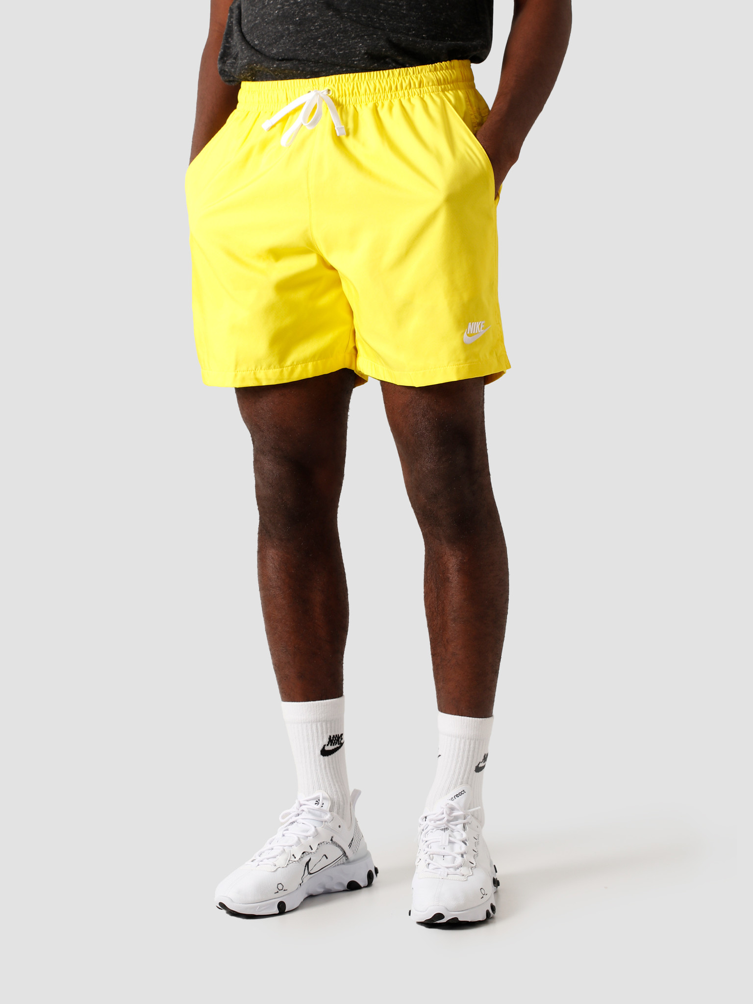 nike nsw woven flow shorts