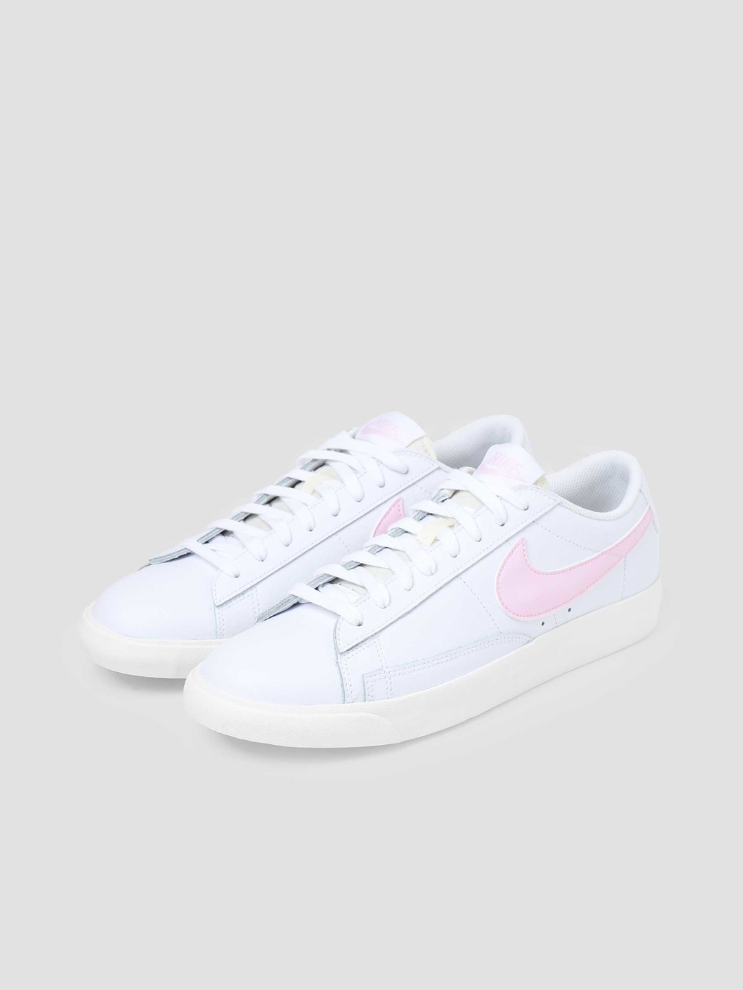 nike blazer low pink foam