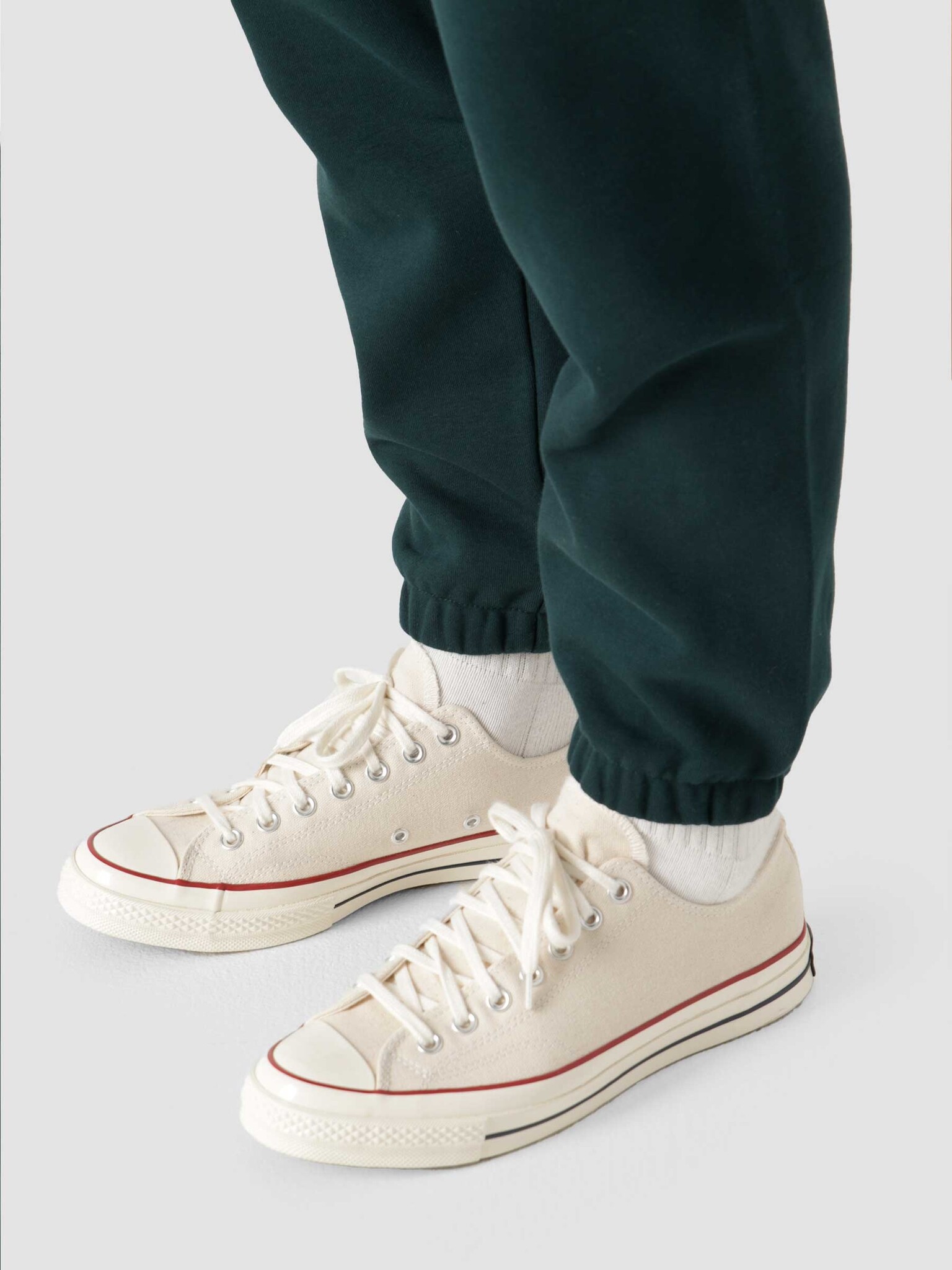 carhartt wip chase sweat pant