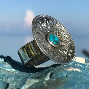Leelavadee Jewelry Zilveren BOHO ring Happy Sun Turquoise