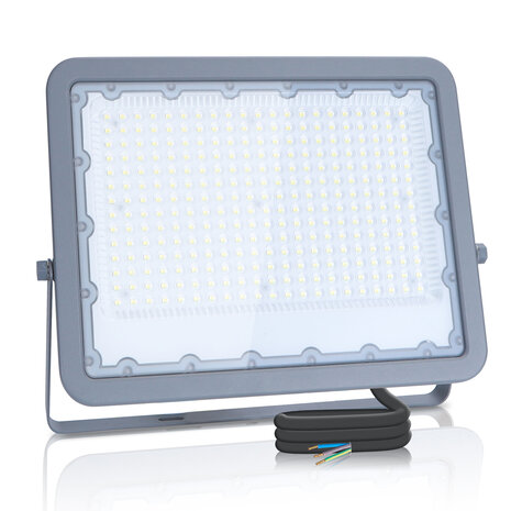 LED Strahler PRO IP65 - 200W 24.000 Lumen - 6000K Tageslichtweiß LED Strahler PRO IP65 - 200W 24.000 Lumen - 6000K Tageslichtweiß