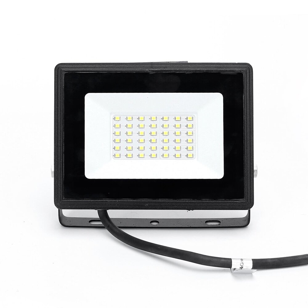 30W - LED Strahler - 6000K Tageslichtweiß - wasserdicht IP65 - entspricht 270W - 3 Jahre Garantie 30W - LED Strahler - 6000K Tageslichtweiß - wasserdicht IP65 - entspricht 270W - 3 Jahre Garantie