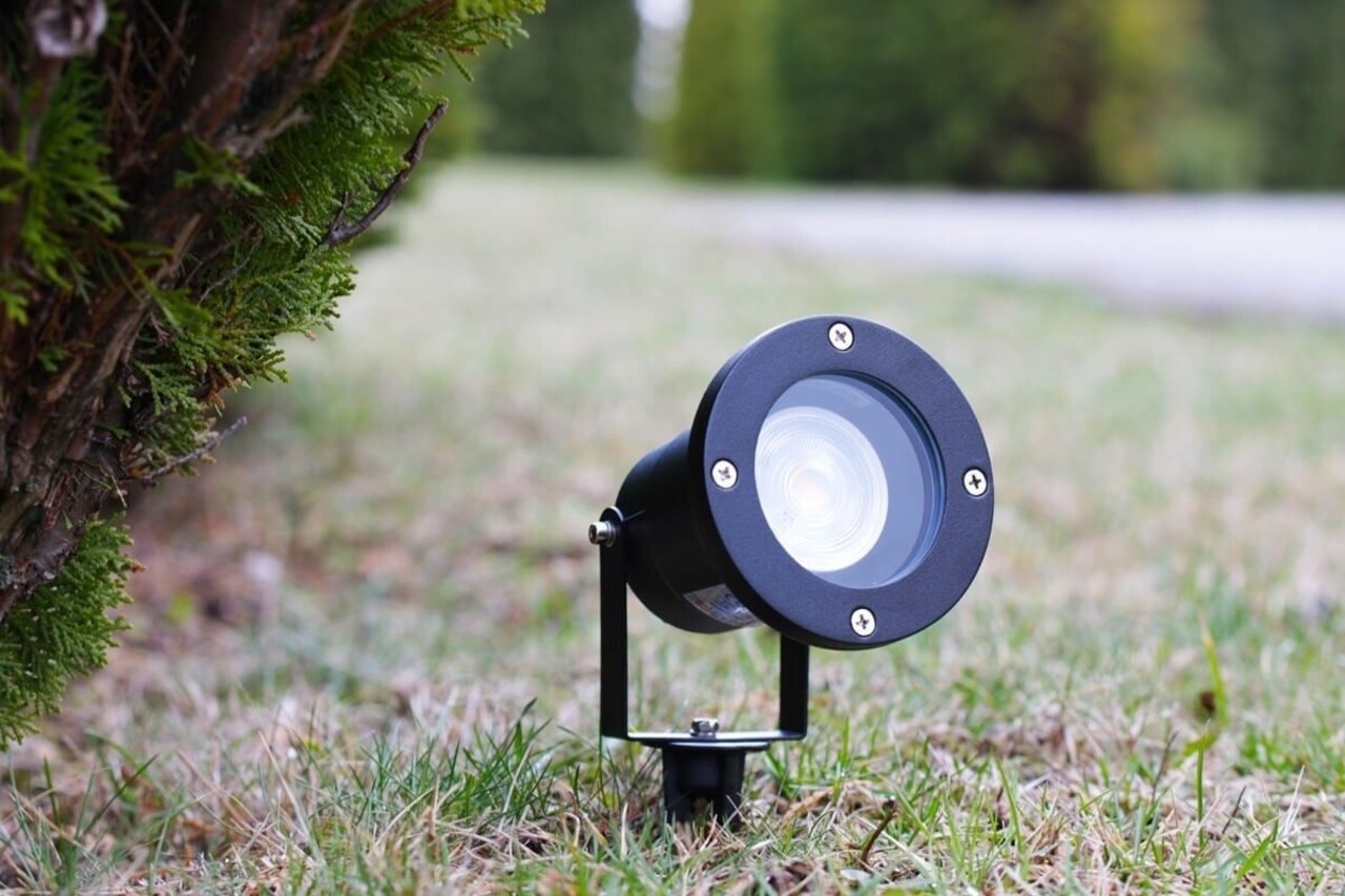 LCB LED-Beleuchtung Innovatives Design, hochwertige Technik & schnelle Lieferung! LED Sting  Bodenspot - GU10 Fassung - IP54 spritzwassergeschützt - exkl. LED Spot