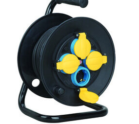Technik Kabeltrommel 25m - 4-fach H07RN-F IP44 16A - 3x1,5mm² - Industriequalität Technik Kabeltrommel 25m - 4-fach H07RN-F IP44 16A - 3x1,5mm² - Industriequalität