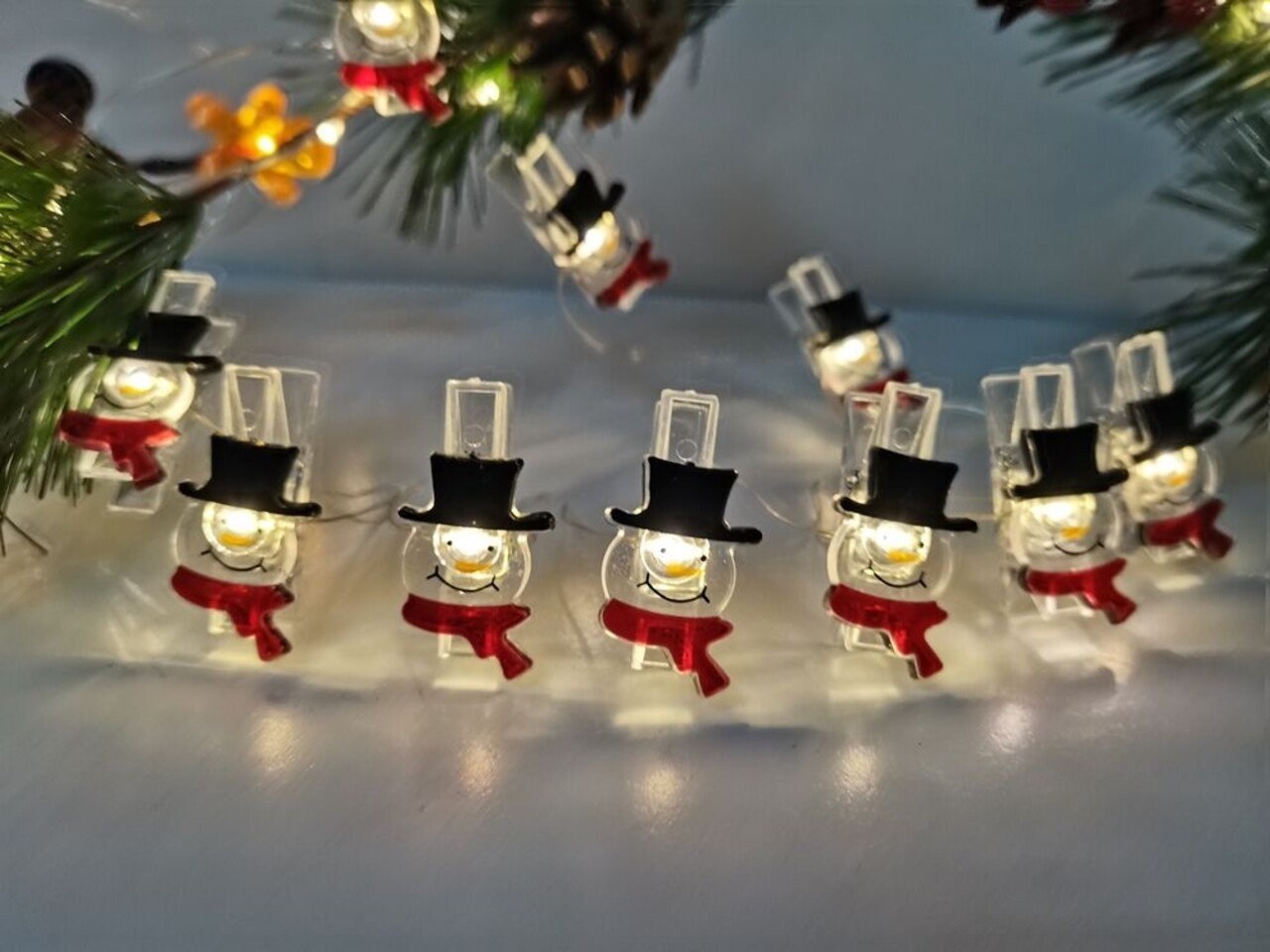 Modee Lighting Weihnachts-Schneemann-Lichterkette mit LED-Clips - 1,2 Meter - 10 LEDs - Warmweiß