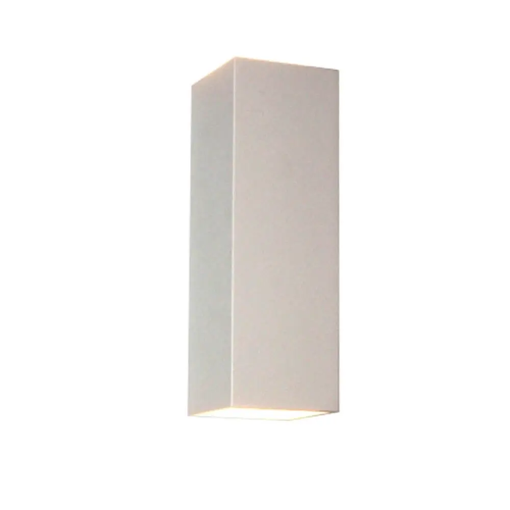 Artdelight LED Einbau- und Deckenleuchten – Design & Effizienz LED-Wandleuchte Weiß – VEGAS150 – Nach oben und unten schwenkbar – IP65 – 2 x 2,3 W, 2700 K – 150 mm Artdelight LED Einbau- und Deckenleuchten – Design & Effizienz LED-Wandleuchte Weiß – VEGAS150 – Nach oben und unten schwenkbar – IP65 – 2 x 2,3 W, 2700 K – 150 mm