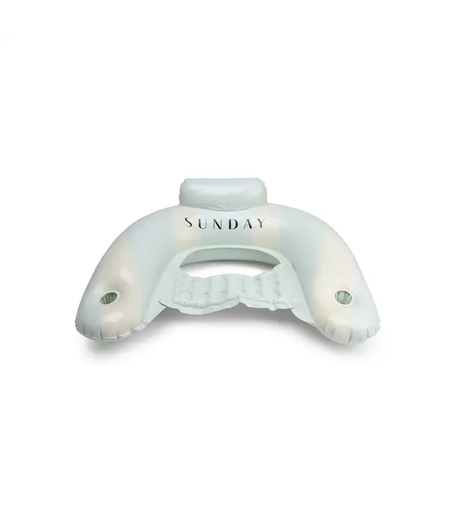 Swim Essentials Wasser Lounge