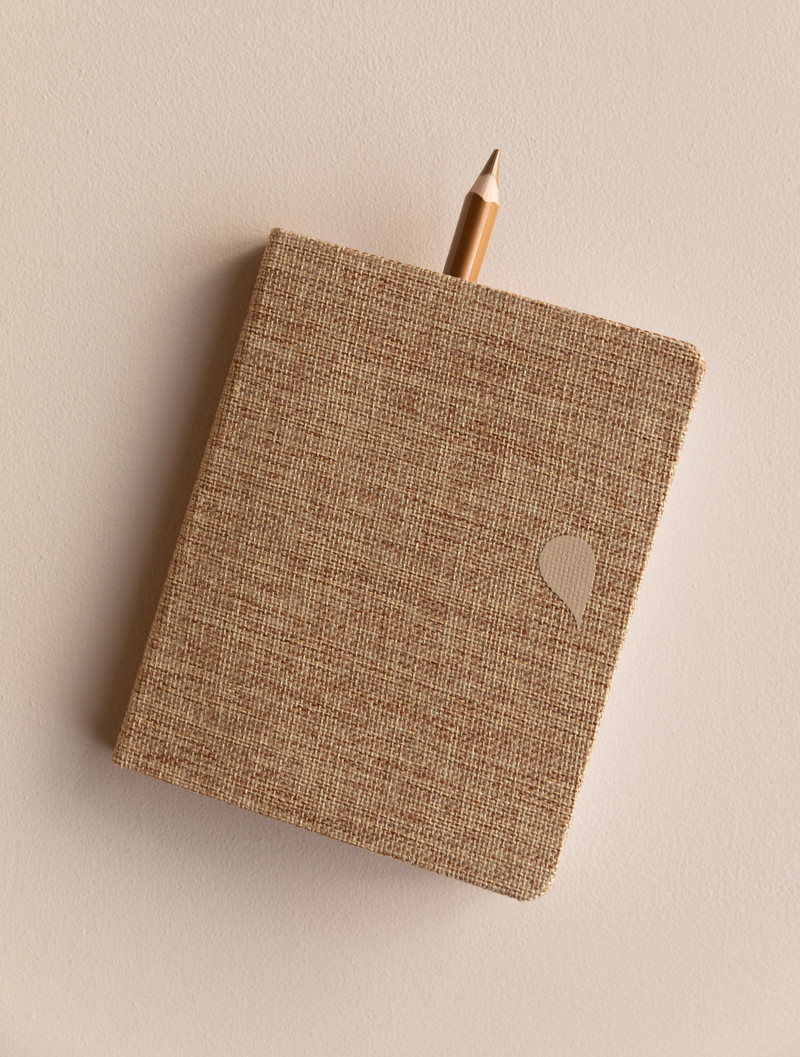 Linen notebook A6 - dotted grid / lined - Fluorite - FSC Mix Credit