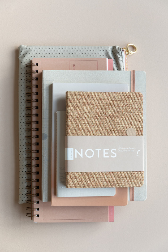 Linen notebook A6 - dotted grid / lined - Fluorite - FSC Mix Credit