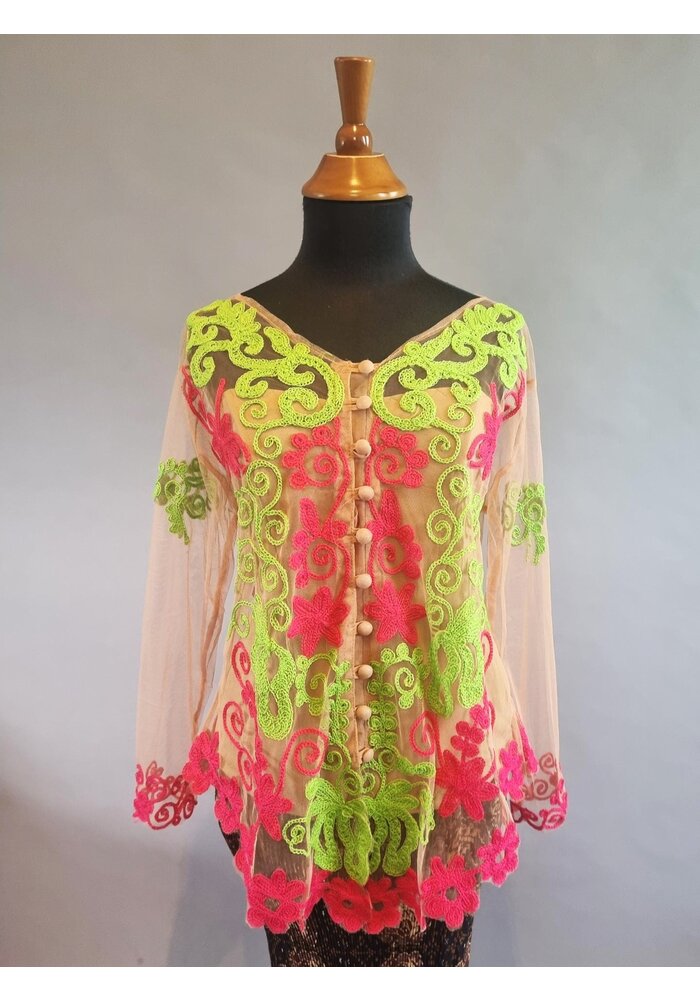 Kebaya Bali rainbow met bijpassende rok plisse