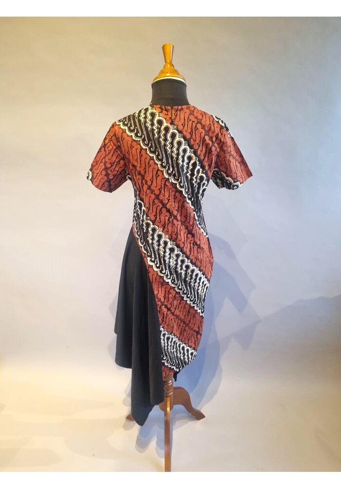 Batik jurk modern  2503-01